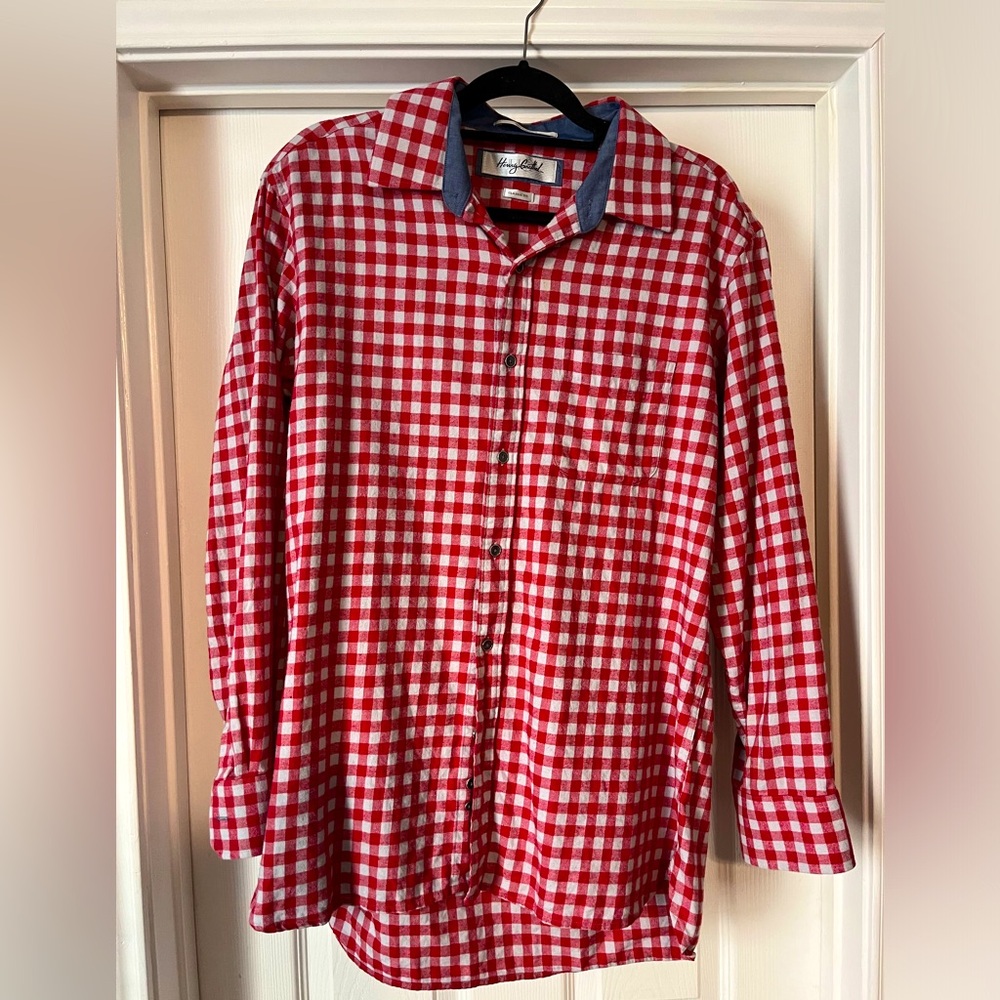 Henry Grethel Men’s red plaid button up shirt